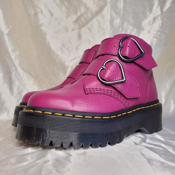 Dr. Martens Devon Heart leather platform boots  in Fuschia Pink - Picture 1 of 7